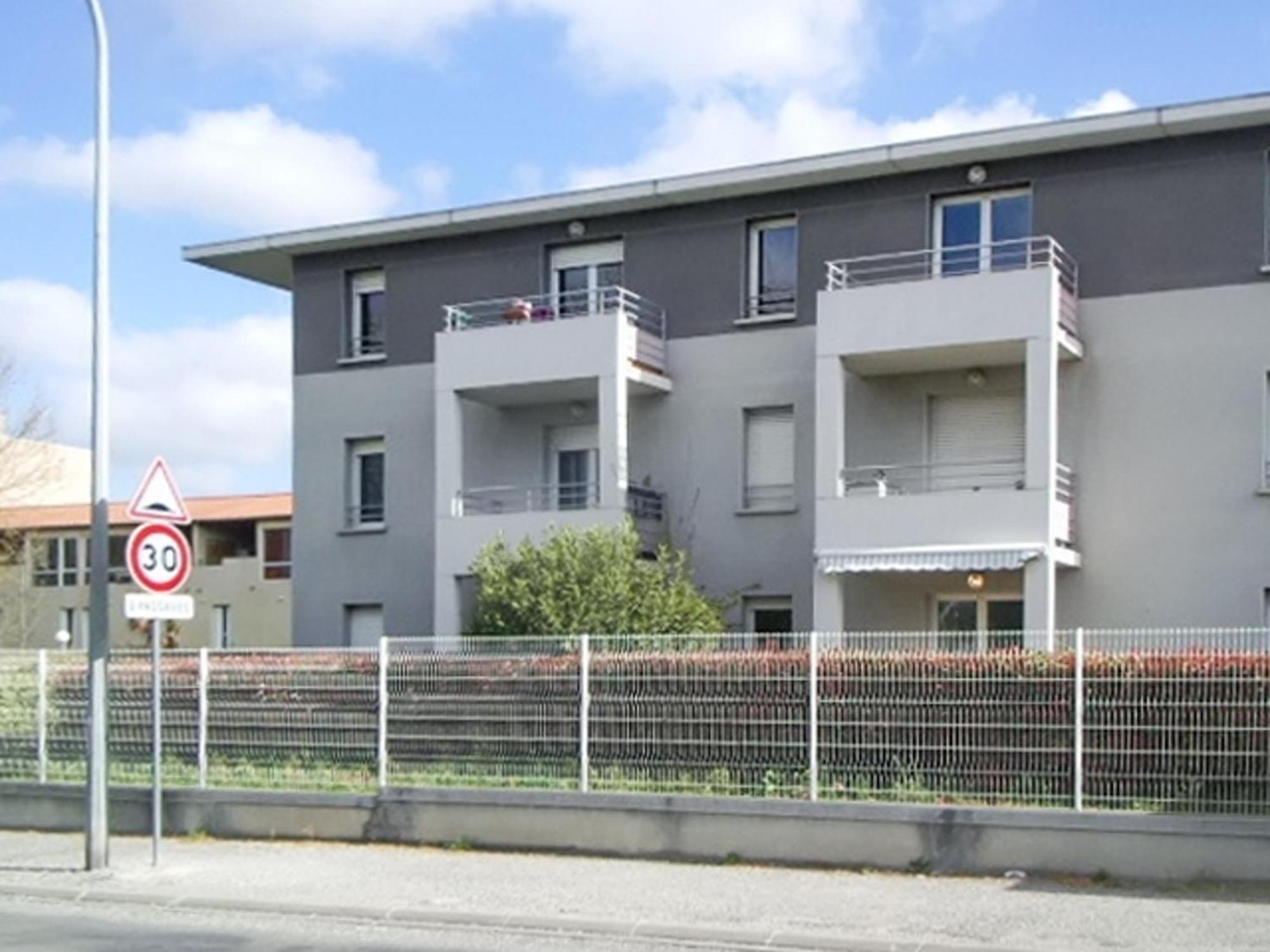 Appartement Charmant A Carcassonne Avec Terrasse Exterior foto